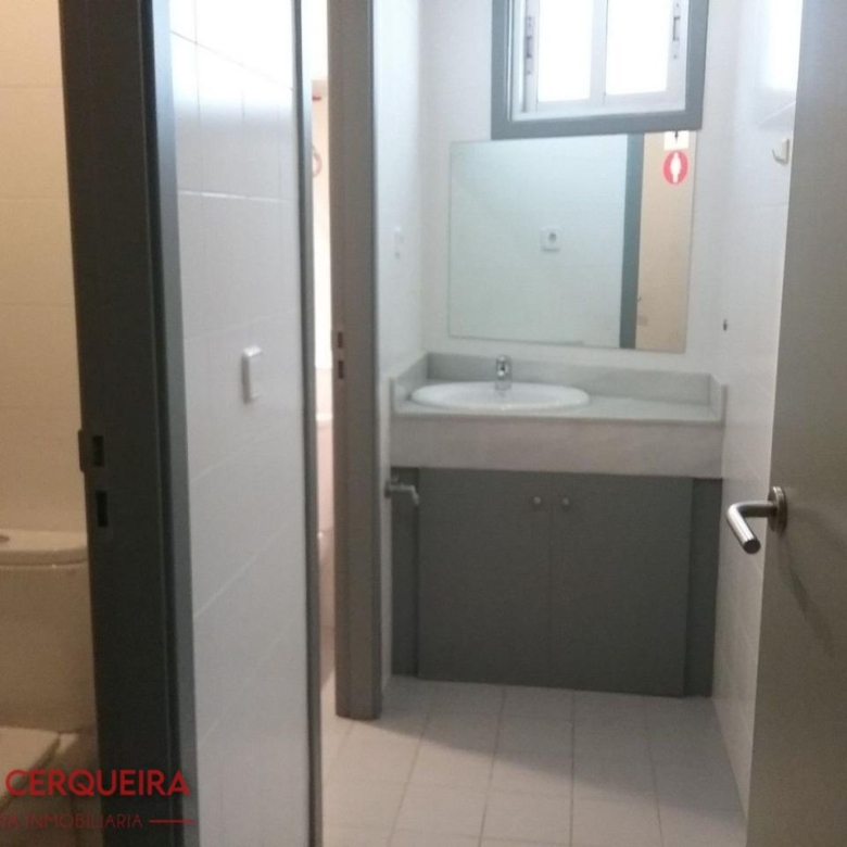 LOCAL COMERCIAL EN ALQUILER EN EL CENTRO DE O ROSAL | 50 M²