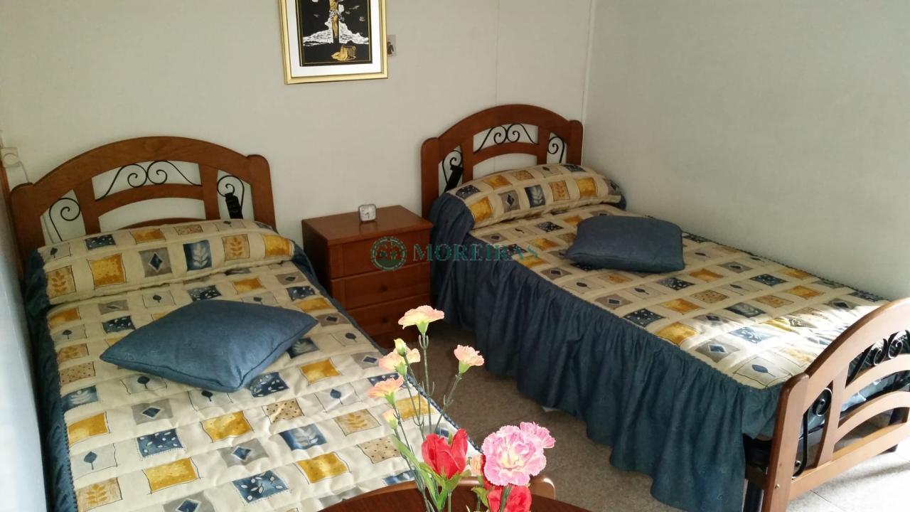 179148802648900046151_179148715663 Casa con negocio. Cudeiro.