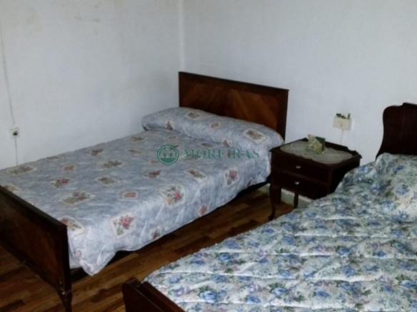Casa con negocio. Cudeiro.