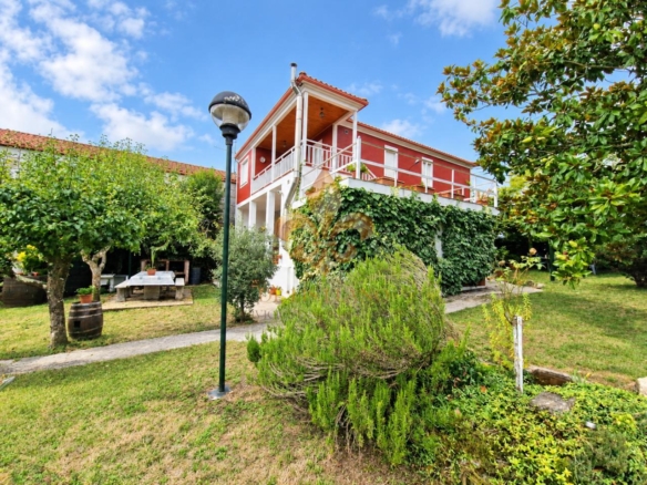 Venta de casa en Santa Baia – Cartelle (Ourense)