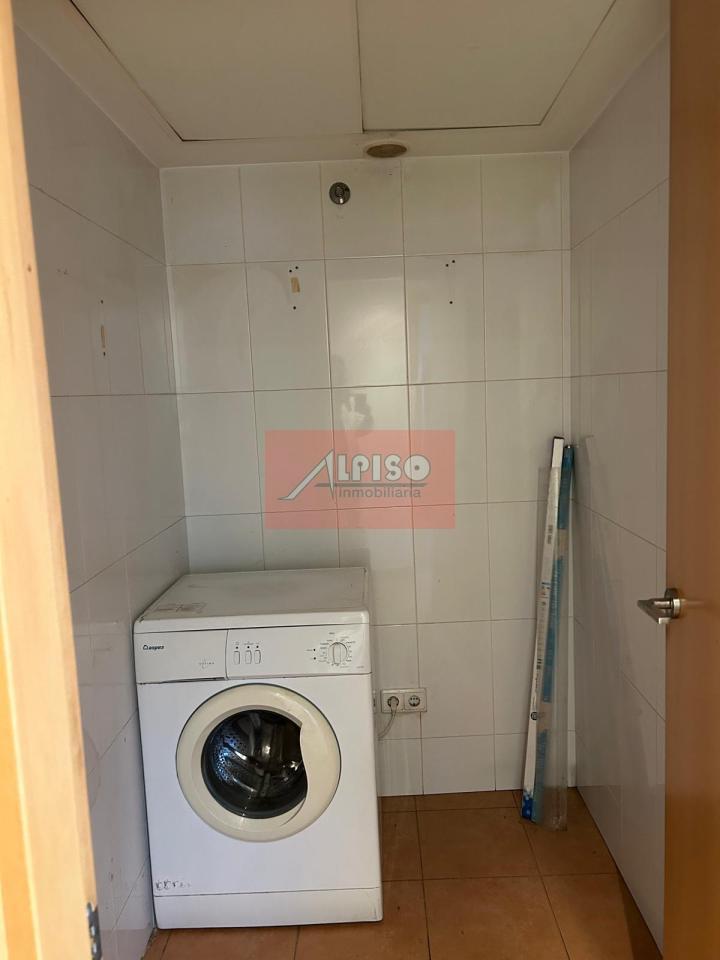 179153720508100173965_179153192810 Piso amueblado Urb. Residencia