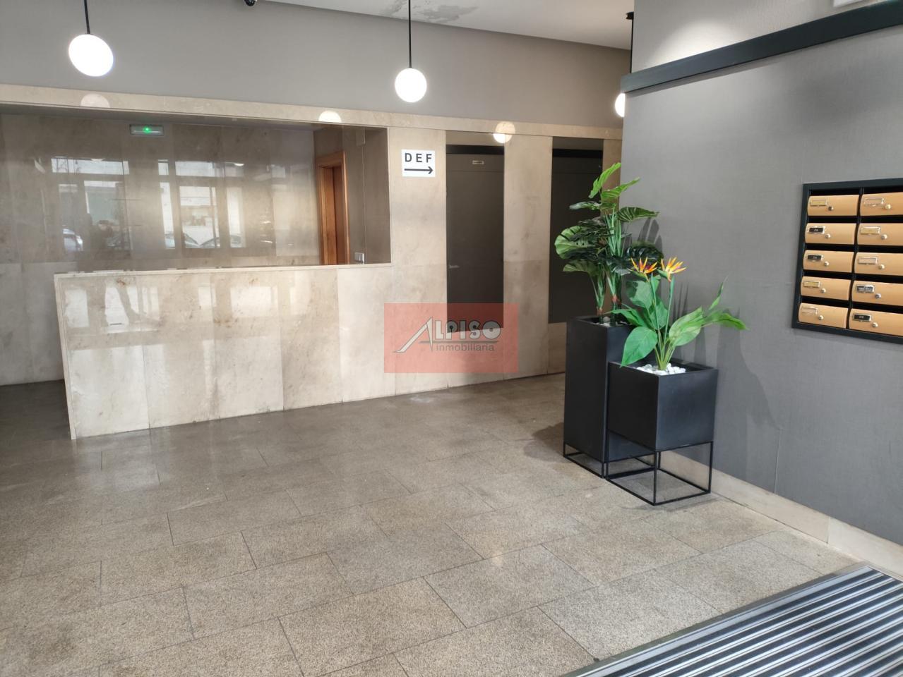 179153720980900173965_179136434342 Piso amueblado Urb. Residencia