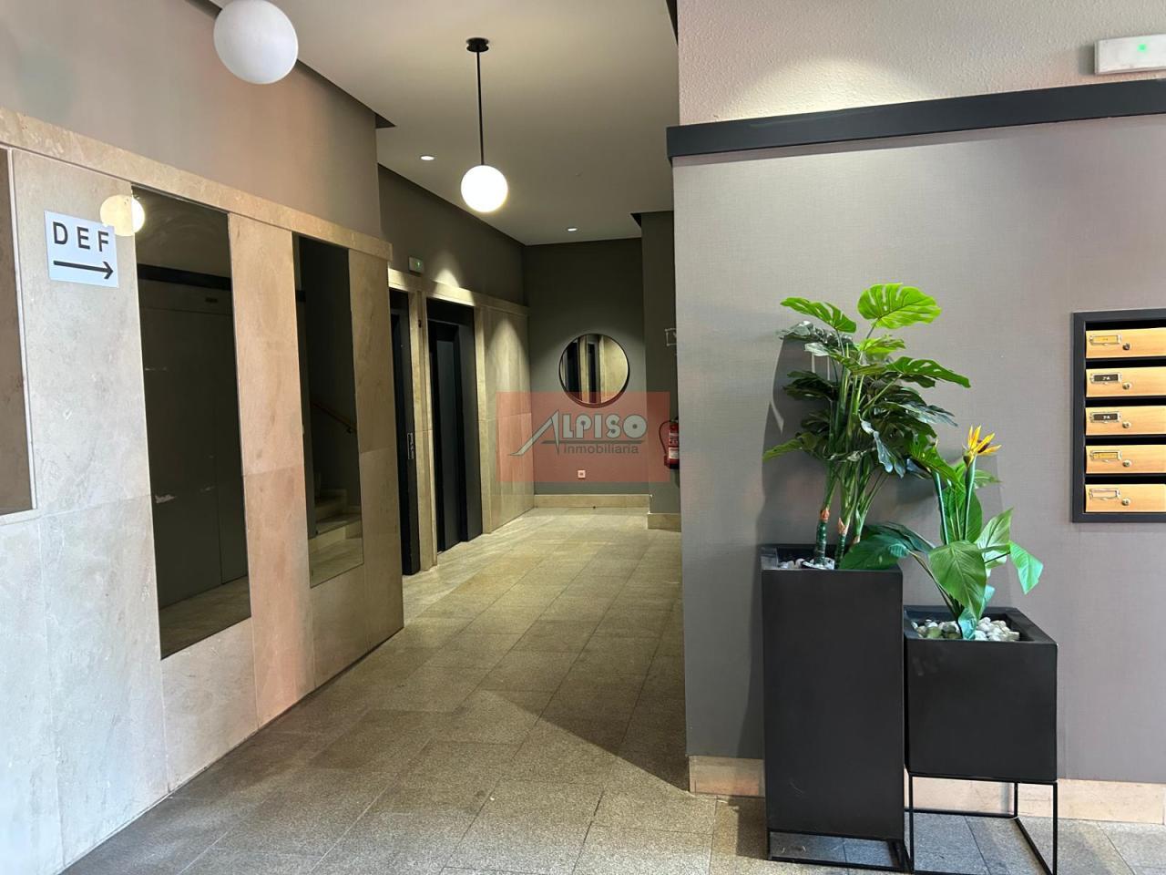 179153721037300173965_179153482973 Piso amueblado Urb. Residencia