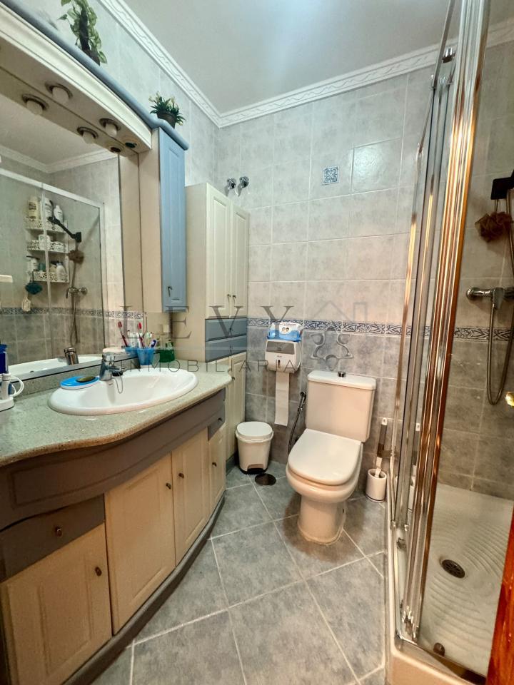 179154080487200173968_179153994088 Piso en venta En la zona de Huelin