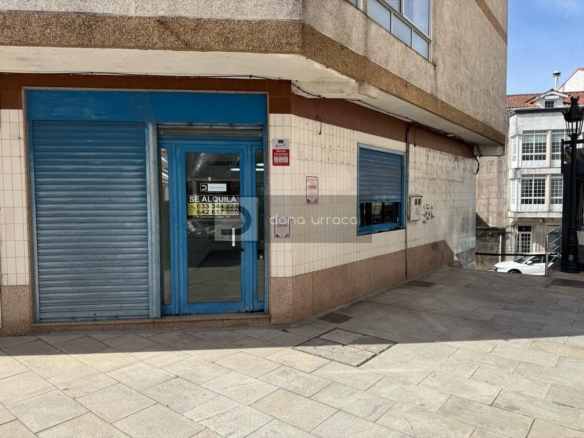 LOCAL COMERCIAL EN ALQUILER EN TUI, 47 M², LUZ TRIFÁSICA Y CIERRES DE SEGURIDAD