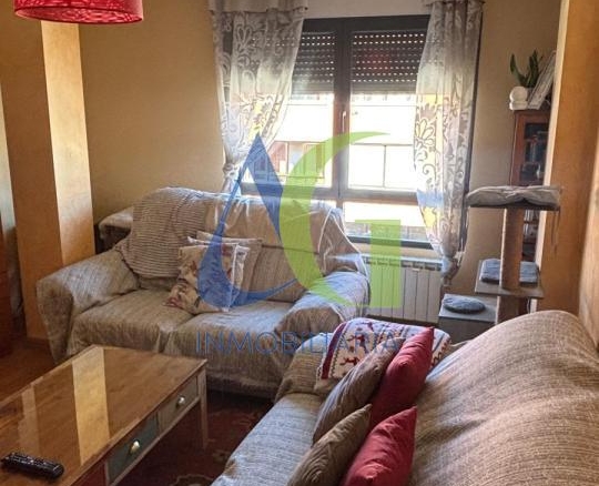 SE VENDE DUPLEX DE 4  HABITACIOENS EN NAVATEJERA