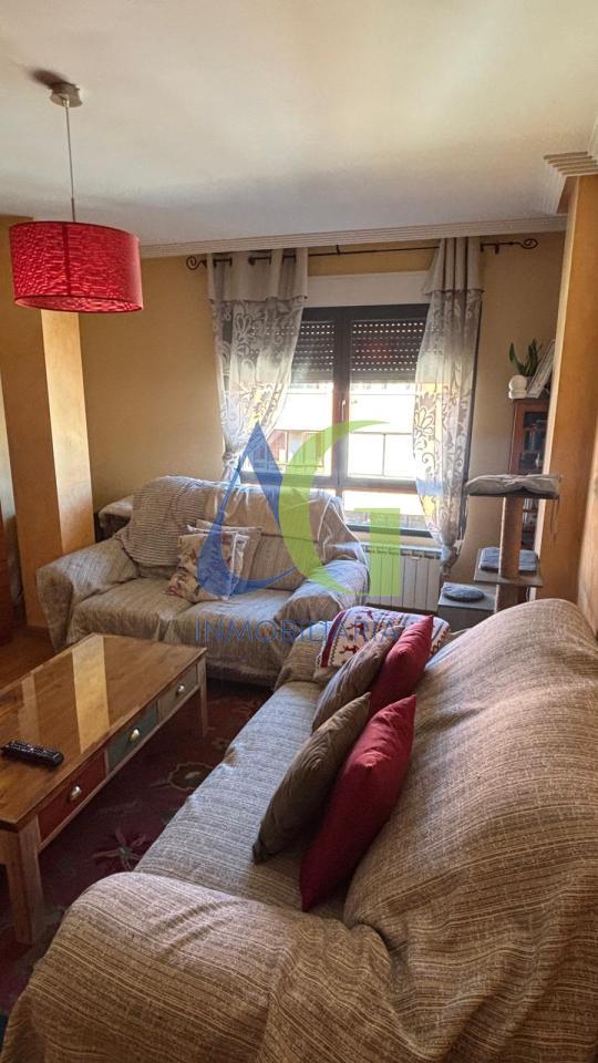 179154516132200173970_179154469707 SE VENDE DUPLEX DE 4 HABITACIOENS EN NAVATEJERA