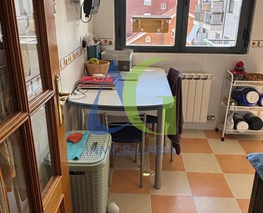 SE VENDE DUPLEX DE 4  HABITACIOENS EN NAVATEJERA