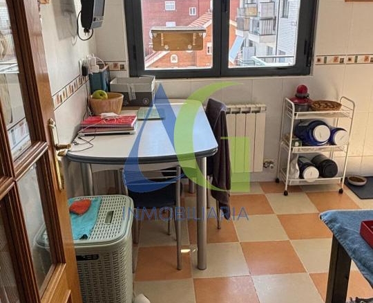 SE VENDE DUPLEX DE 4  HABITACIOENS EN NAVATEJERA