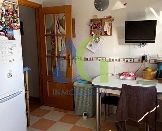 SE VENDE DUPLEX DE 4  HABITACIOENS EN NAVATEJERA