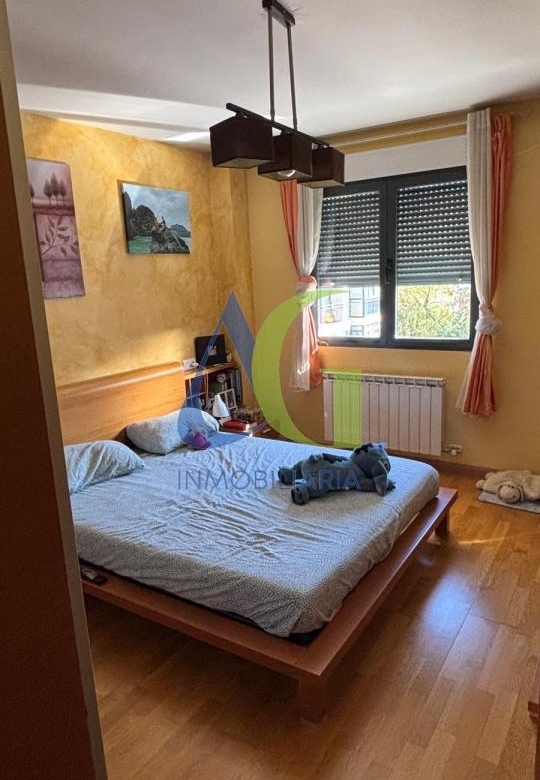 SE VENDE DUPLEX DE 4  HABITACIOENS EN NAVATEJERA