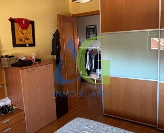 SE VENDE DUPLEX DE 4  HABITACIOENS EN NAVATEJERA