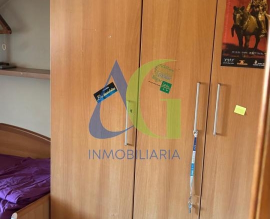 SE VENDE DUPLEX DE 4  HABITACIOENS EN NAVATEJERA