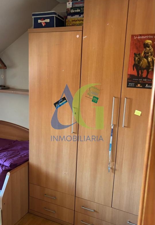 SE VENDE DUPLEX DE 4  HABITACIOENS EN NAVATEJERA