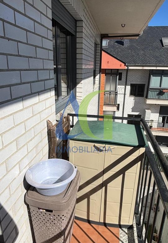 SE VENDE DUPLEX DE 4  HABITACIOENS EN NAVATEJERA