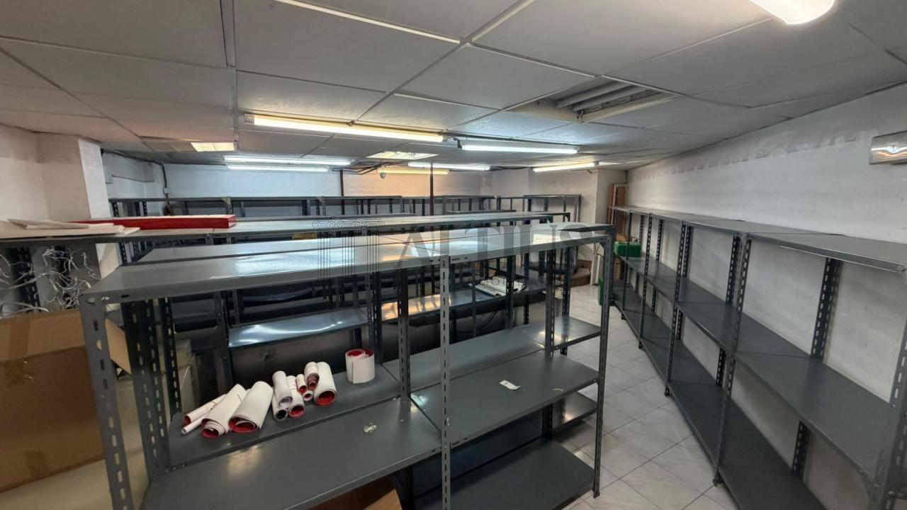 179154869415900029800_179154843974 Local comercial de 100 m² en Área Central con amplio almacén