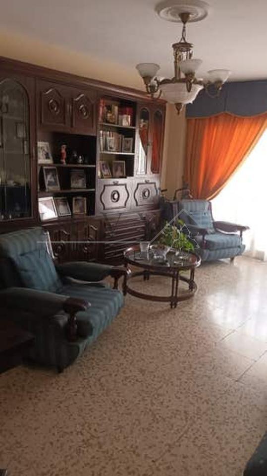 PISO 4 DORMITORIOS CERCA COMISARIA POLICIA