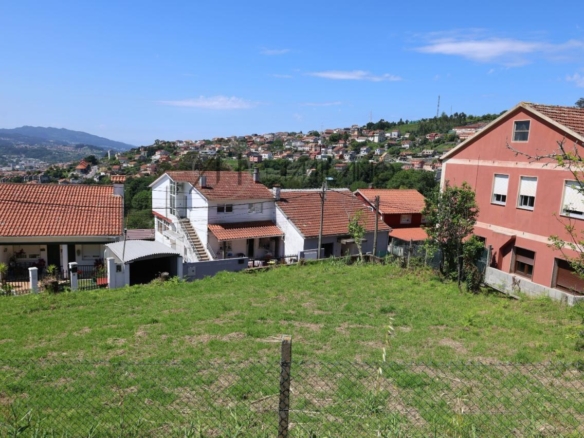 Solar de 577 m² con proyecto y licencia para vivienda unifamiliar en Lavadores, Vigo
