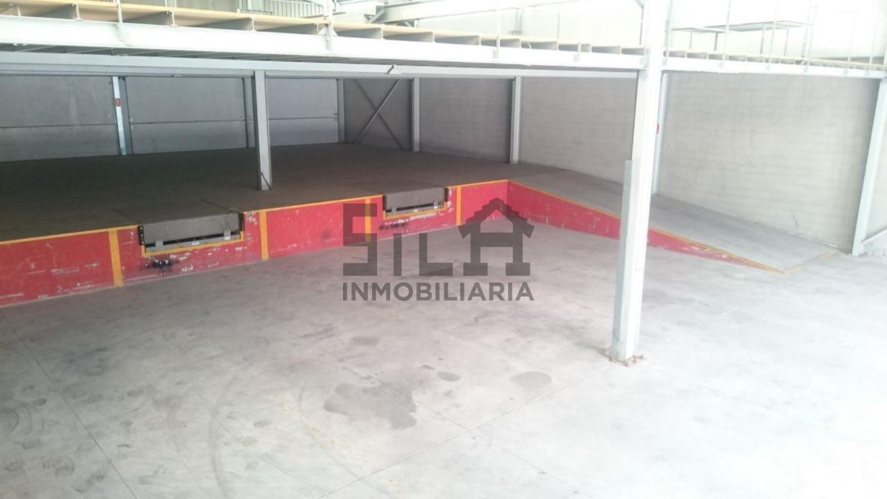 ALQUILER NAVE POLÍGONO BARREIROS