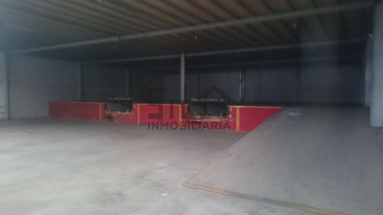 ALQUILER NAVE POLÍGONO BARREIROS
