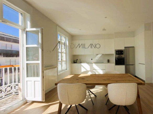 Sofisticado duplex en alquiler en calle Progreso, Vigo