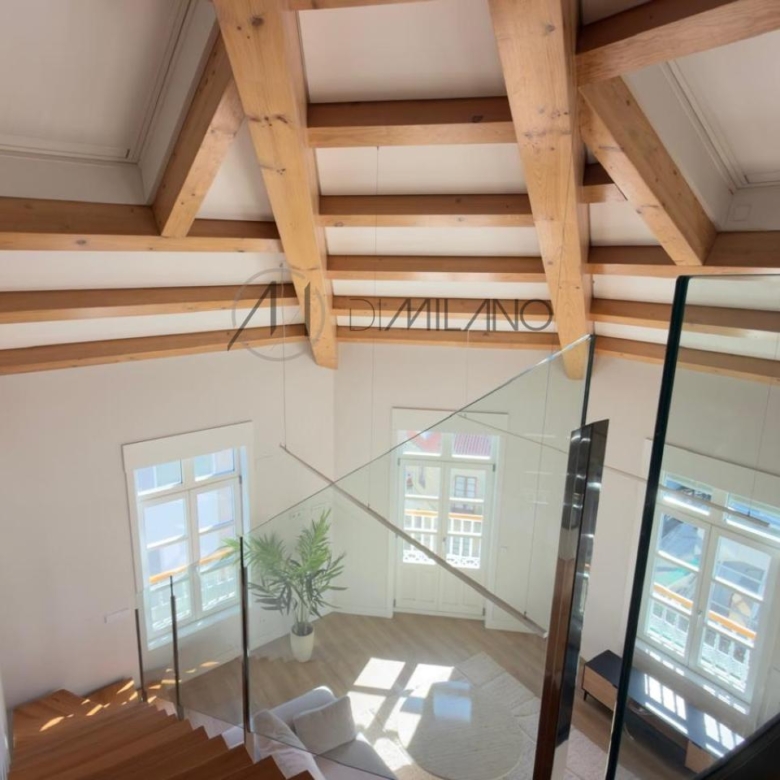 Sofisticado duplex en alquiler en calle Progreso, Vigo