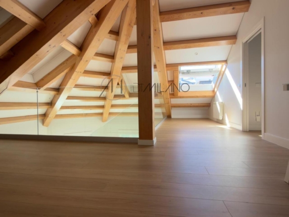 Sofisticado duplex en alquiler en calle Progreso, Vigo