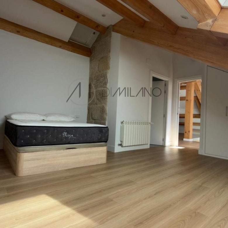 Sofisticado duplex en alquiler en calle Progreso, Vigo