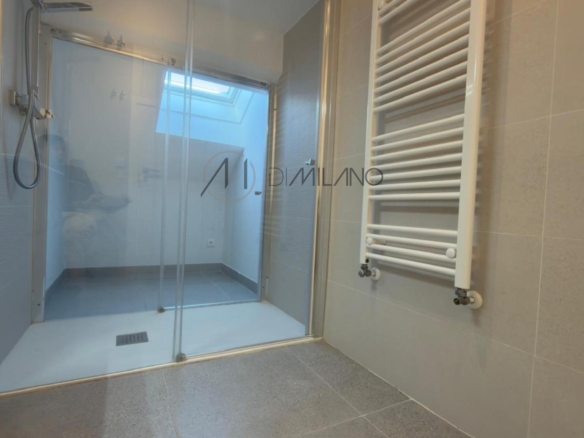 Sofisticado duplex en alquiler en calle Progreso, Vigo