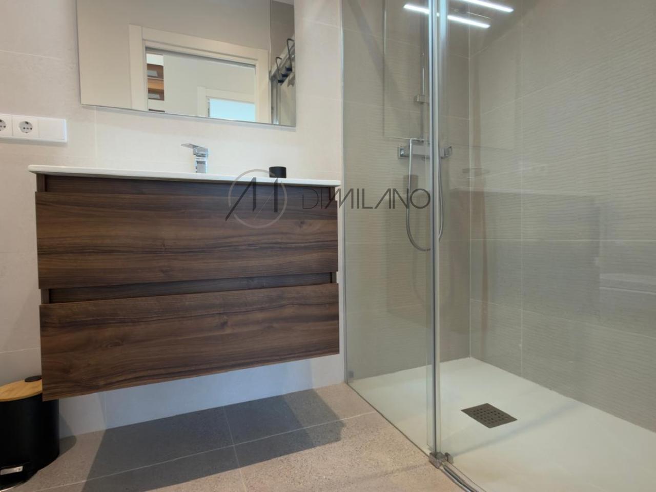 179188398396100165769_179188378935 Sofisticado duplex en alquiler en calle Progreso, Vigo