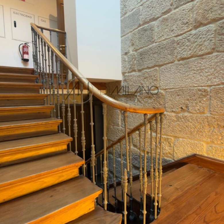 Sofisticado duplex en alquiler en calle Progreso, Vigo