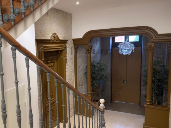 Sofisticado duplex en alquiler en calle Progreso, Vigo