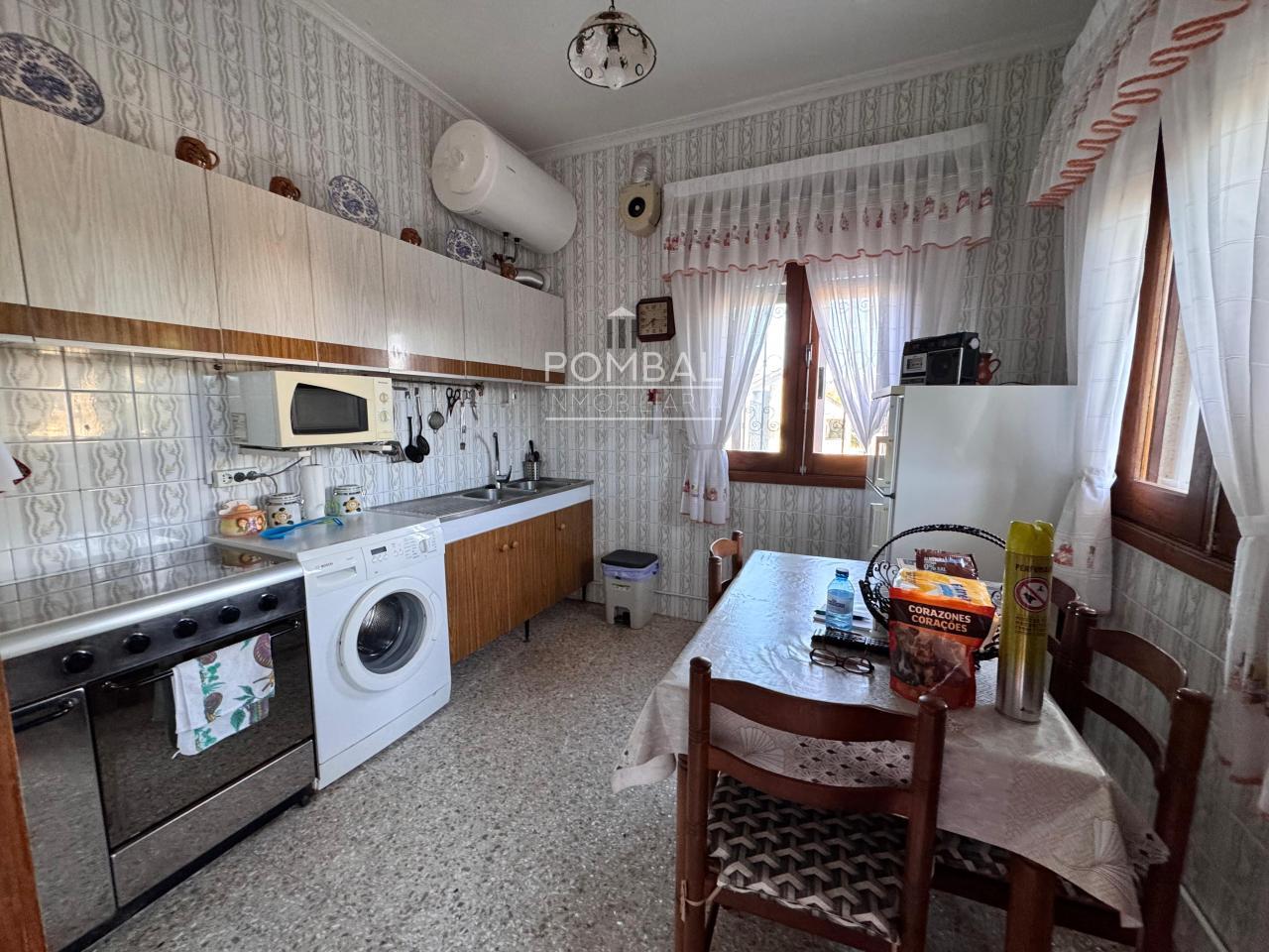 179189701482900046156_179189653210 CASA UNIFAMILIAR CON FINCA DE 1.074 M² Y GARAJE PARA DOS COCHES EN SARREAUS