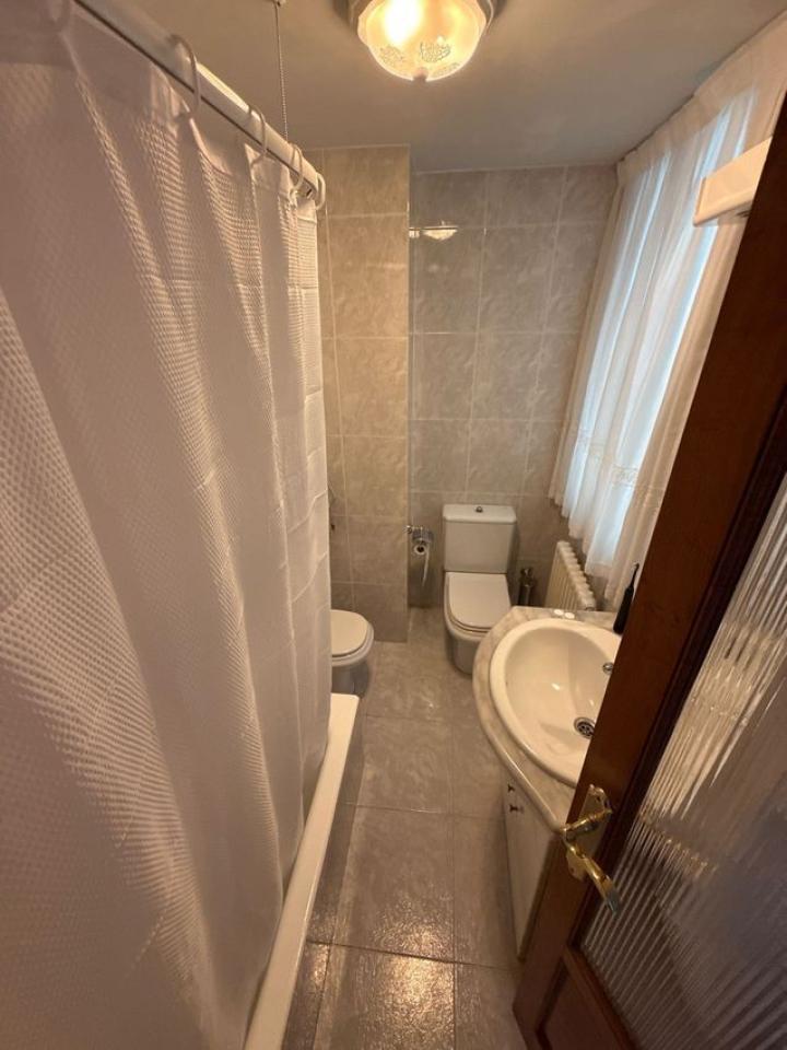 179197655371200174013_179197532963 Piso en venta en Calle Serra Gañidoira, 55