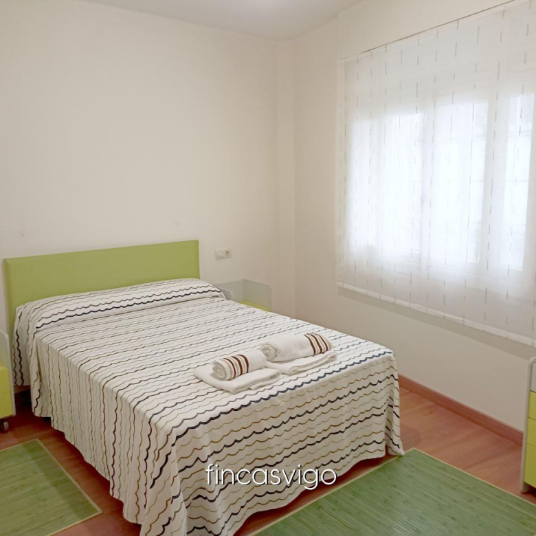 PISO EN REDONDELA