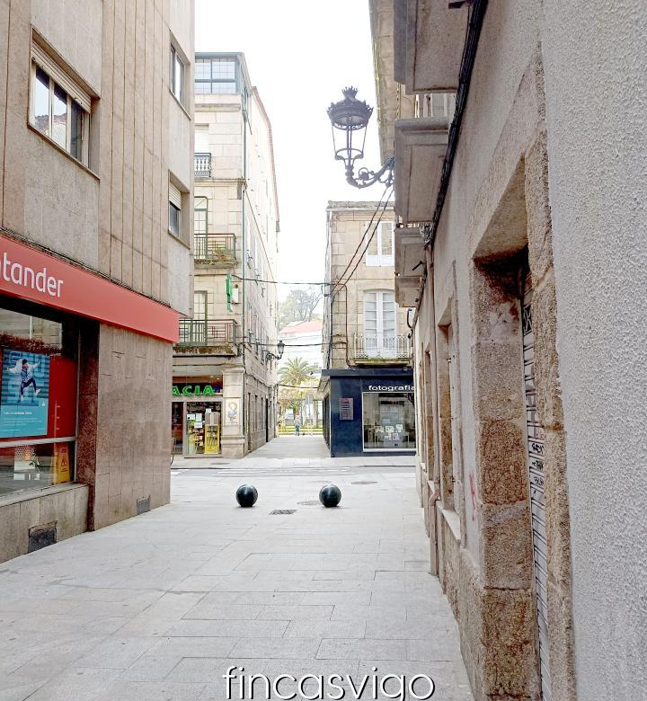 PISO EN REDONDELA