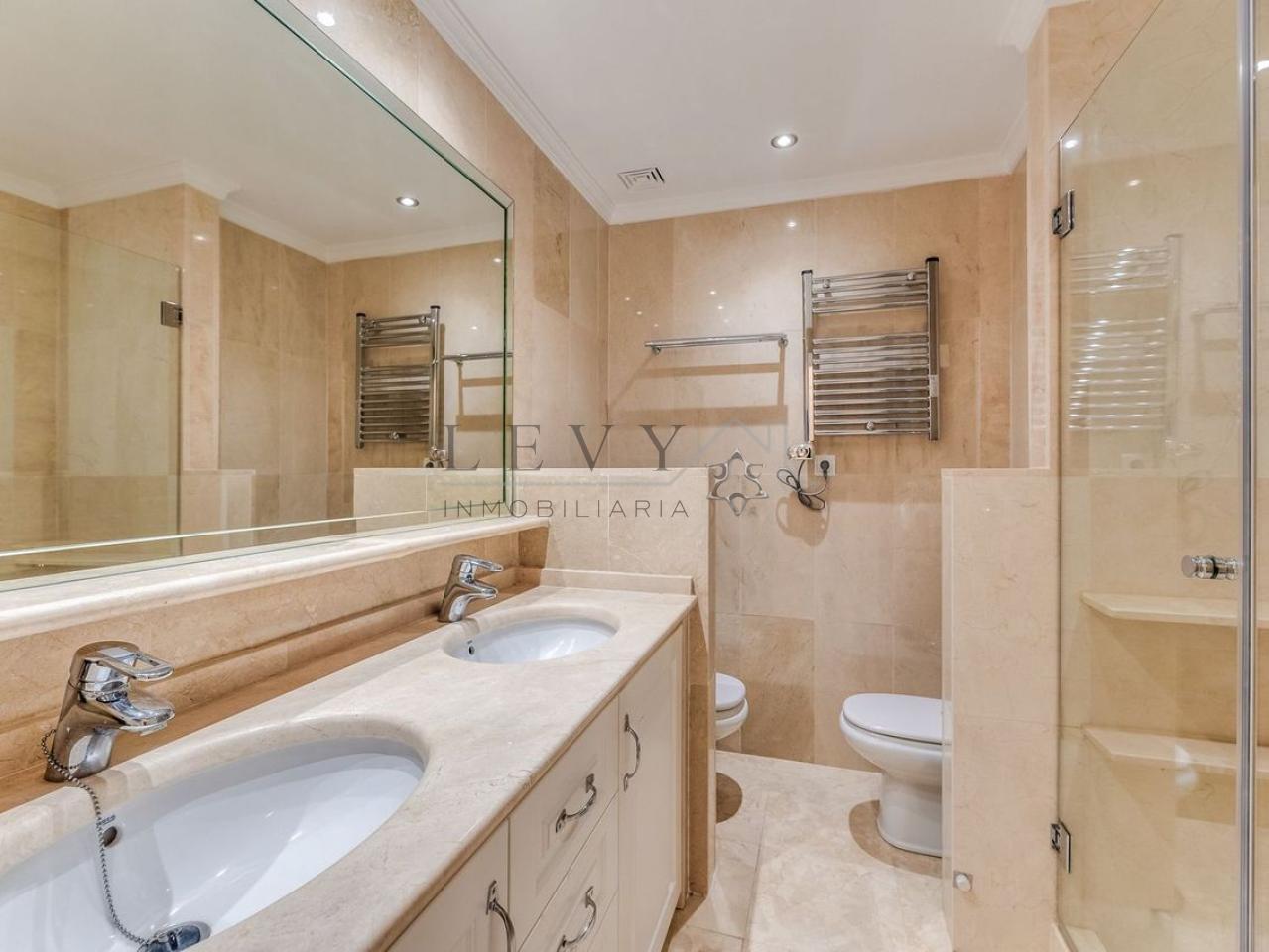179199720574300174025_179199693578 Fantastico piso frante al Mar en Puerto Banus
