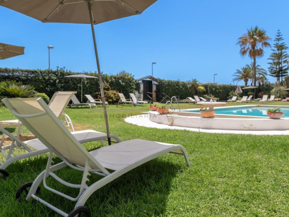 Fantastico piso frante al Mar en Puerto Banus