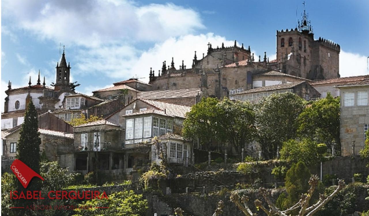179204924009100174026_179204911113 75.000 € | DÚPLEX CON VISTAS JUNTO A LA CATEDRAL DE TUI | PARA REFORMAR A SU GUSTO