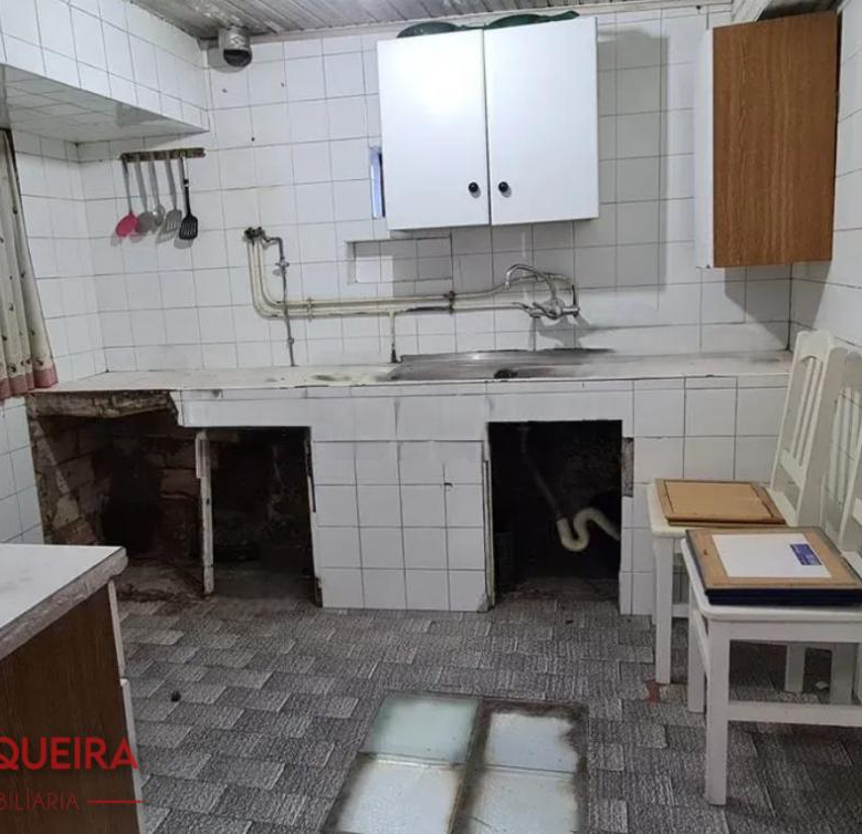 75.000 € | DÚPLEX CON VISTAS JUNTO A LA CATEDRAL DE TUI | PARA REFORMAR A SU GUSTO