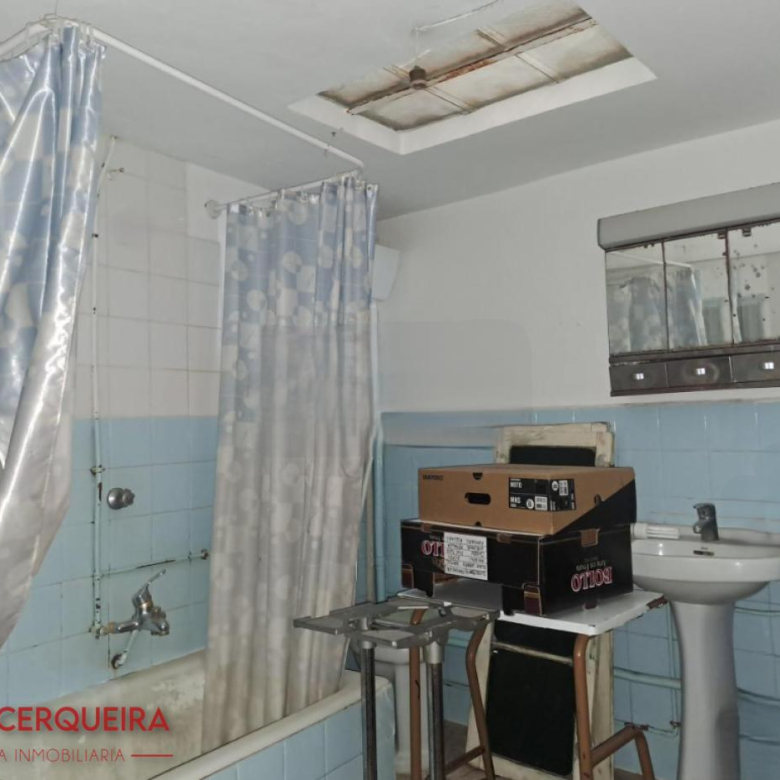 75.000 € | DÚPLEX CON VISTAS JUNTO A LA CATEDRAL DE TUI | PARA REFORMAR A SU GUSTO