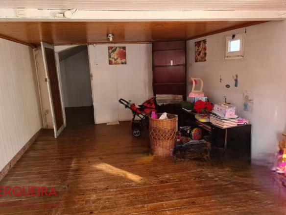 75.000 € | DÚPLEX CON VISTAS JUNTO A LA CATEDRAL DE TUI | PARA REFORMAR A SU GUSTO