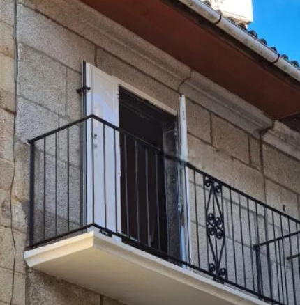 75.000 € | DÚPLEX CON VISTAS JUNTO A LA CATEDRAL DE TUI | PARA REFORMAR A SU GUSTO