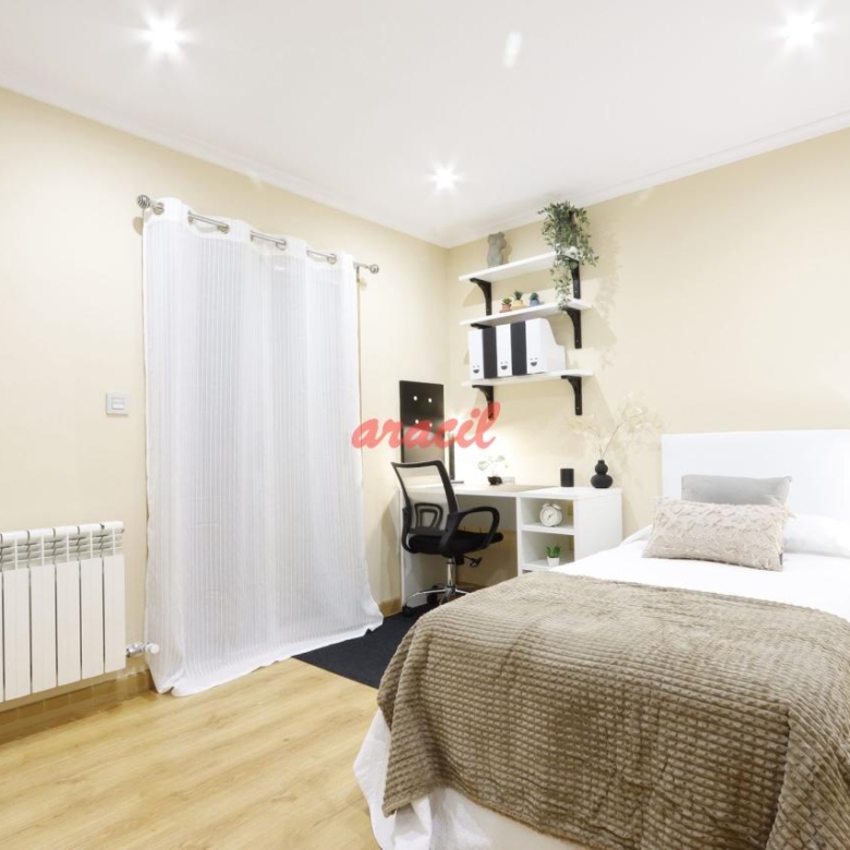 Habitación en Ourense