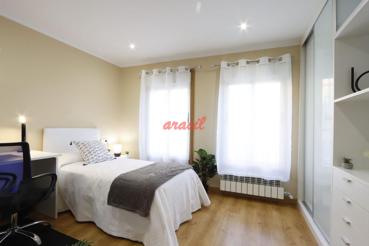 179205306527800165264_175559055762 Habitación en Ourense