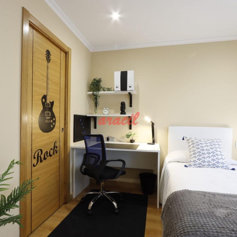 Habitación en Ourense