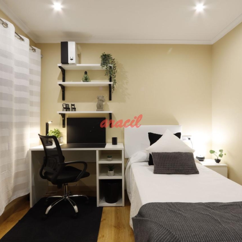 Habitación en Ourense