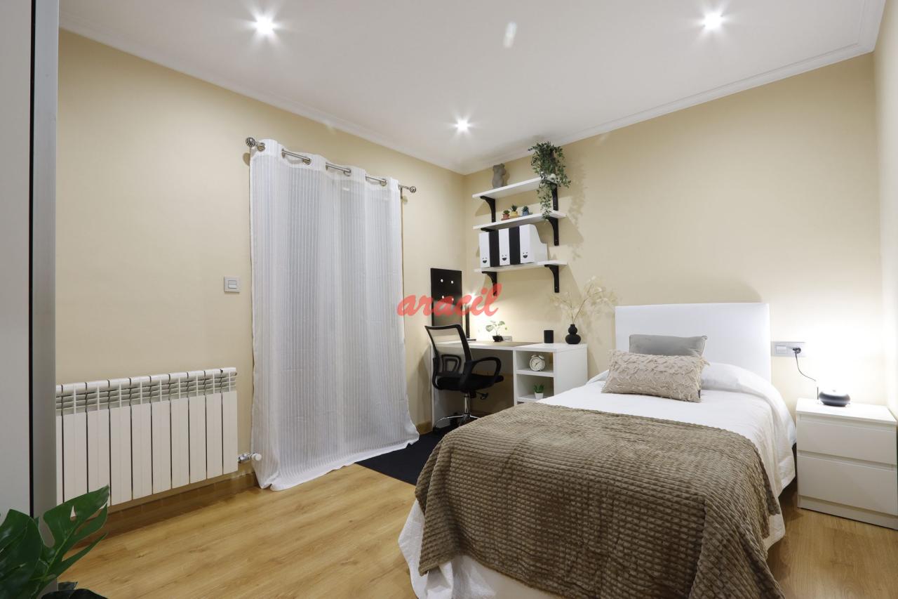 179205307002000165264_175559056789 Habitación en Ourense