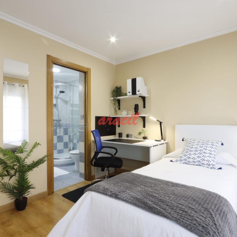 Habitación en Ourense