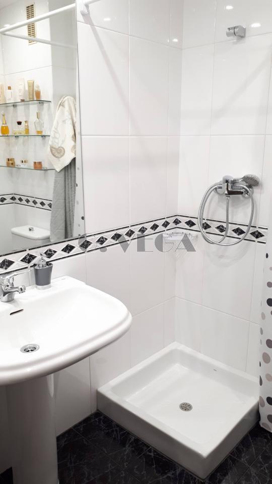 179205644561800174034_179205631509 Alquilamos este partamento de dos dormitorios. CENTRICO y con garaje y bodega. Amueblado